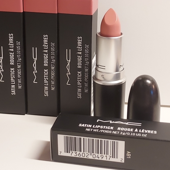 MAC Satin Lipstick *814 MYTH* - Picture 5 of 5